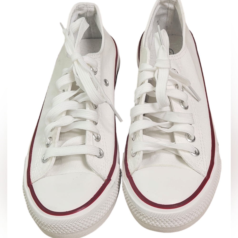 Cream canvas shoes